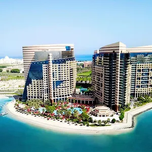 Khalidiya Palace Rayhaan By Rotana, Station touristique