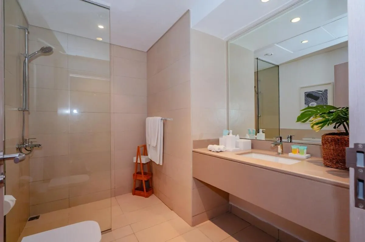 אבו דאבי One Bedroom Apartment By Otolo Homes With Free Yas Theme Park Tickets